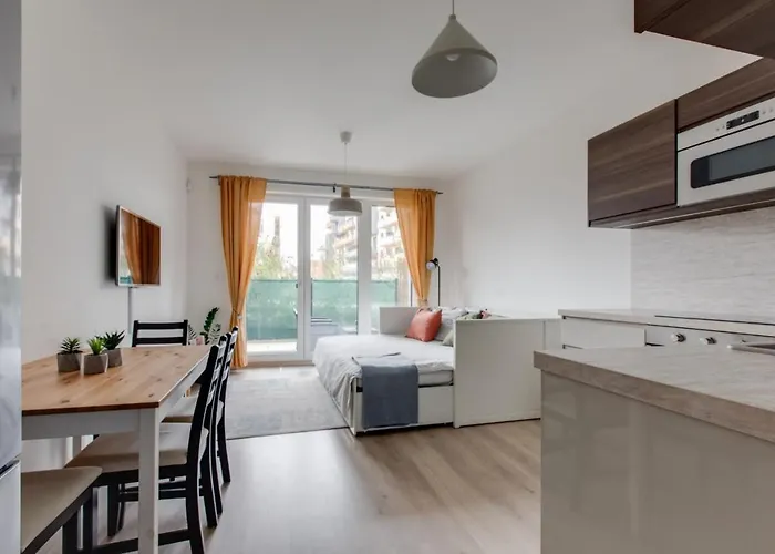 Brand-New, Equipped Studio Near The Metro