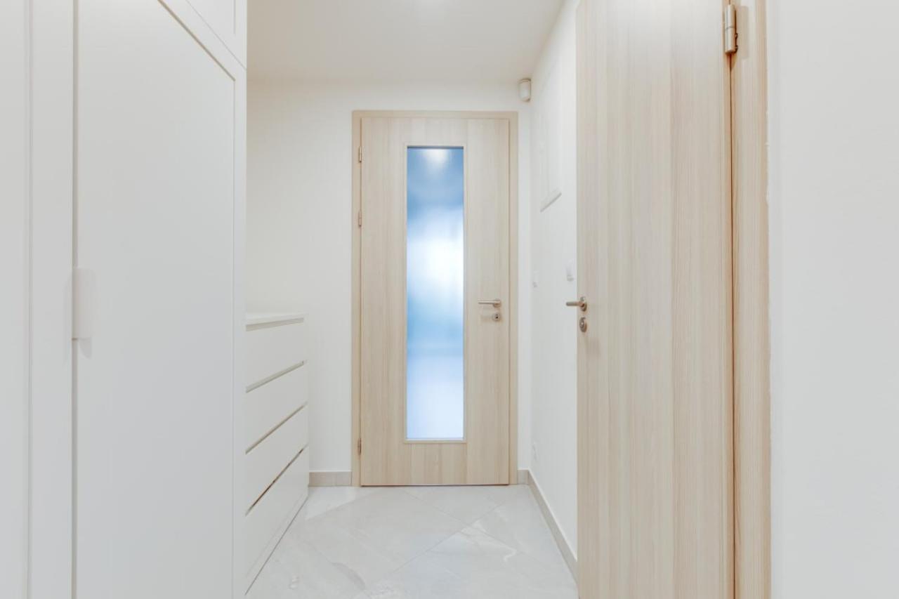公寓 Brand-new, Equipped Near The Metro 布拉格