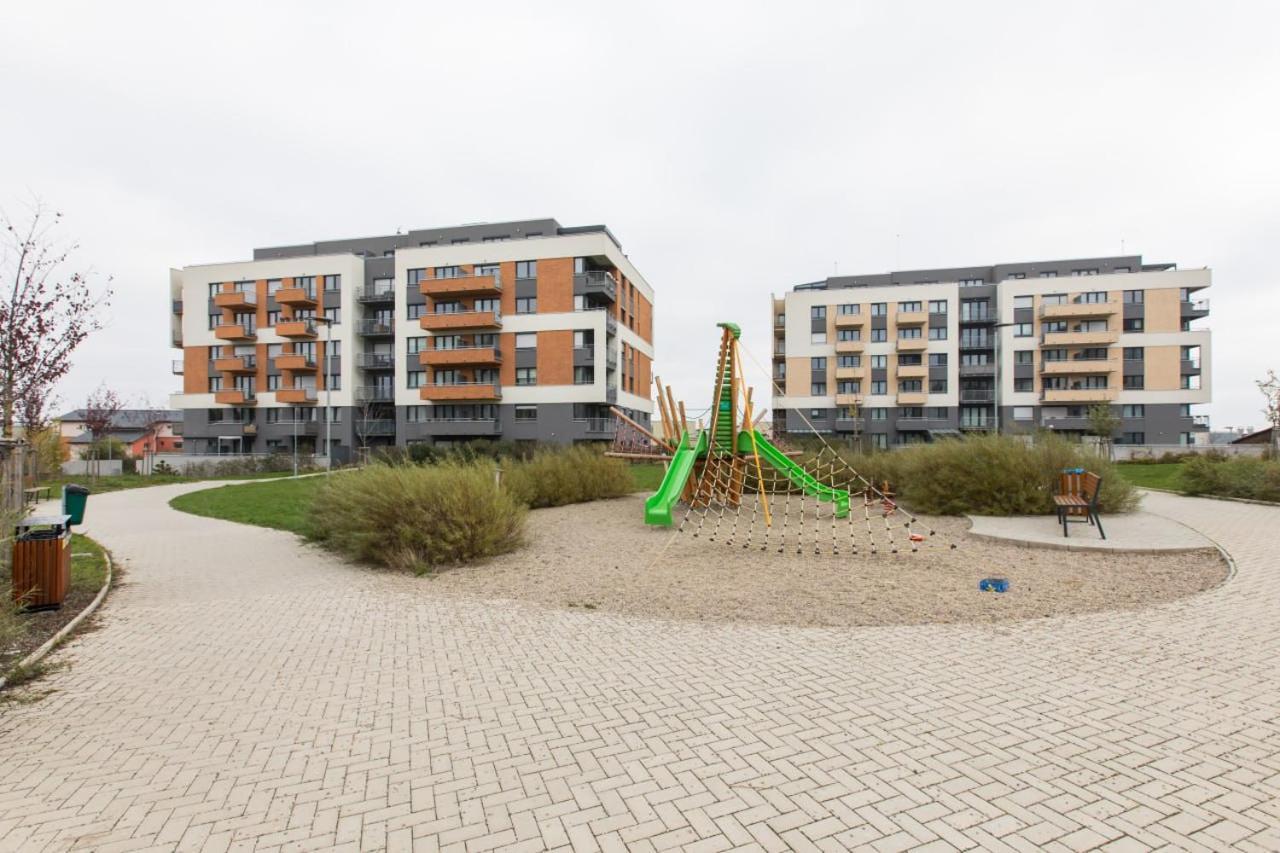 Brand-new, Equipped Near The Metro *