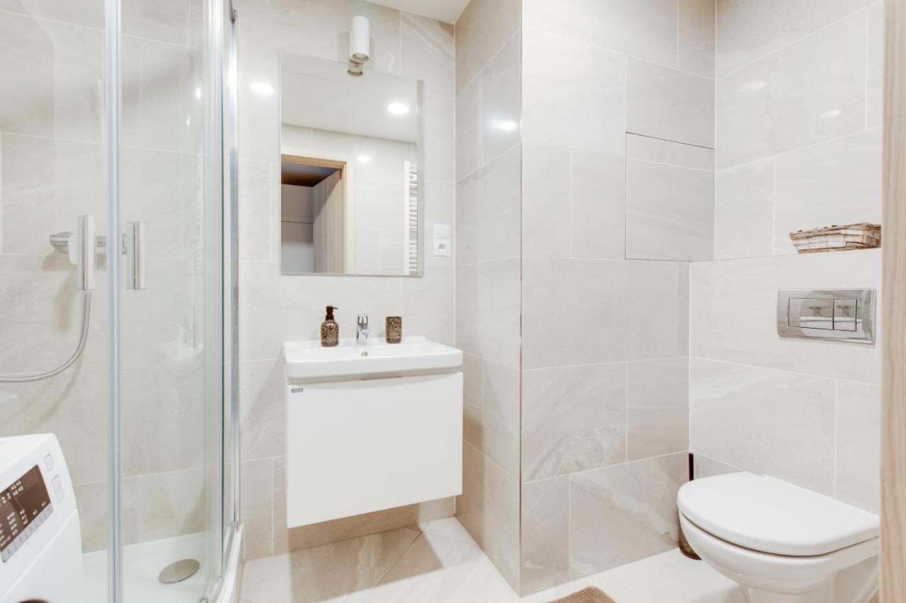 公寓 Brand-new, Equipped Near The Metro